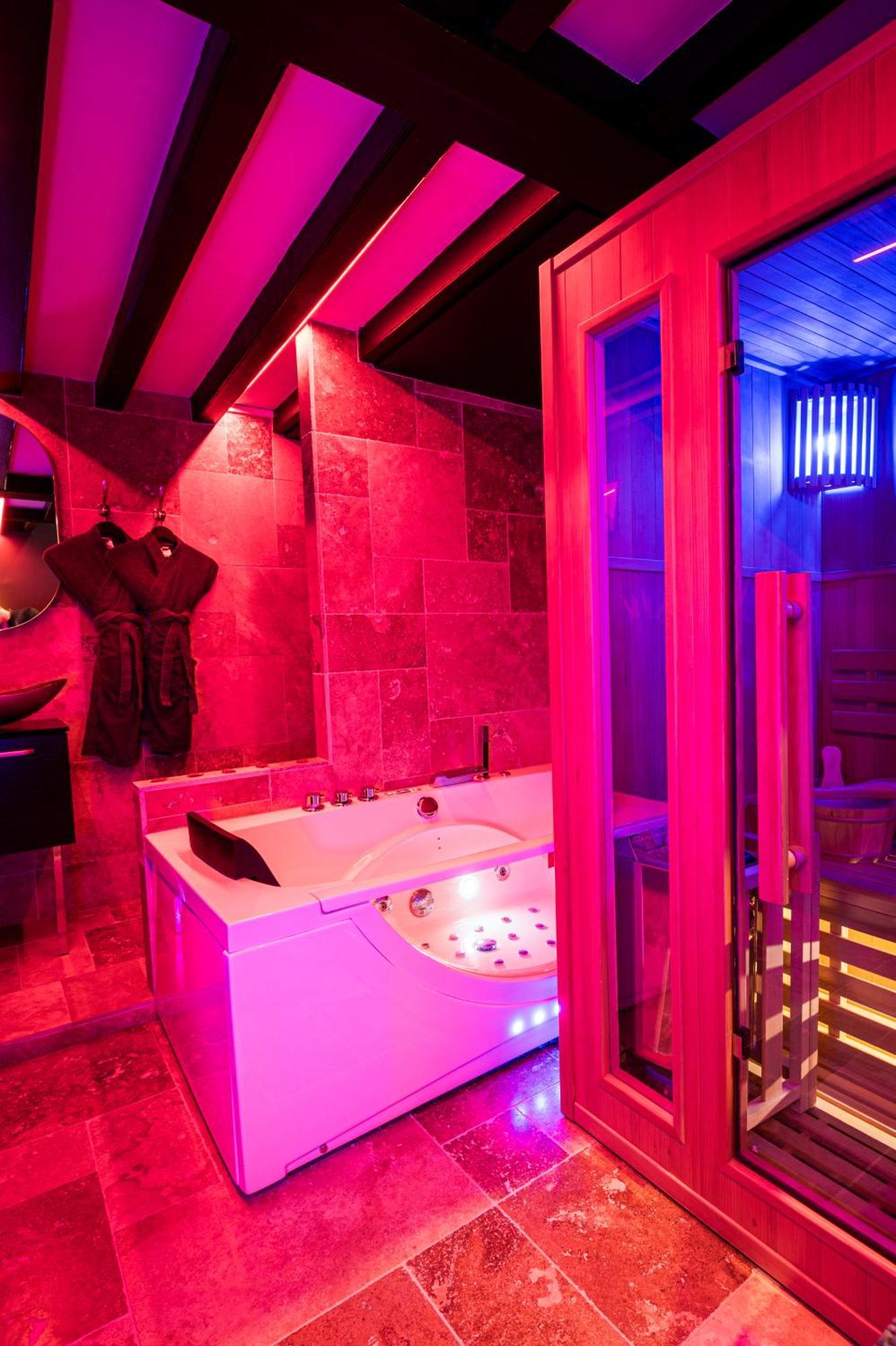 Loveroom Sauna, Balneo, Parking Prive Dans Le Centre De Honfleur Szoba fotó