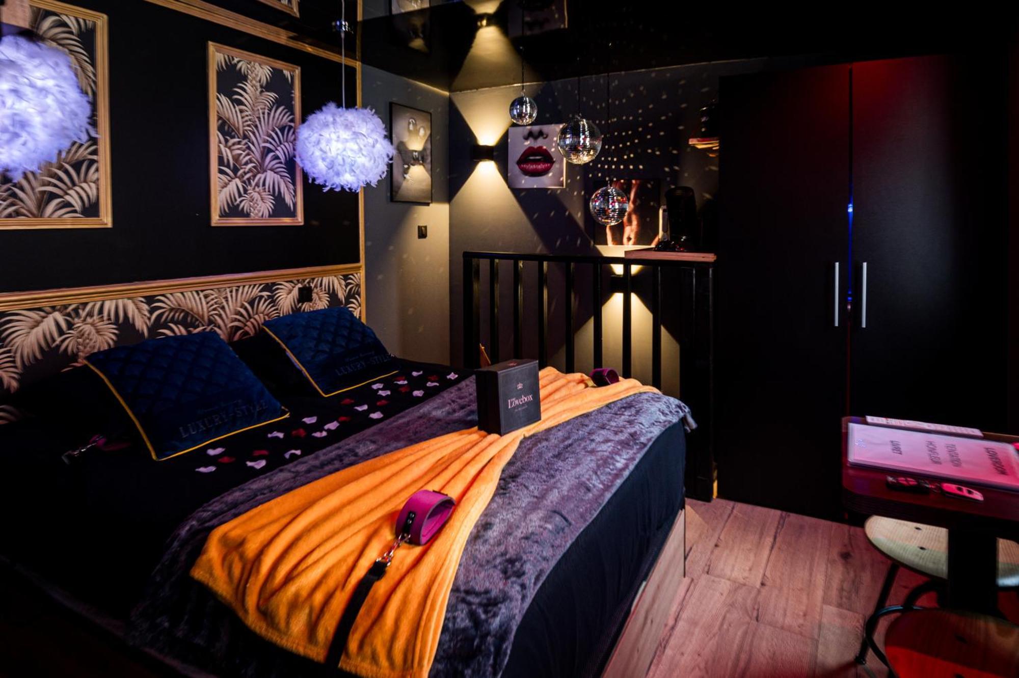 Loveroom Sauna, Balneo, Parking Prive Dans Le Centre De Honfleur Szoba fotó